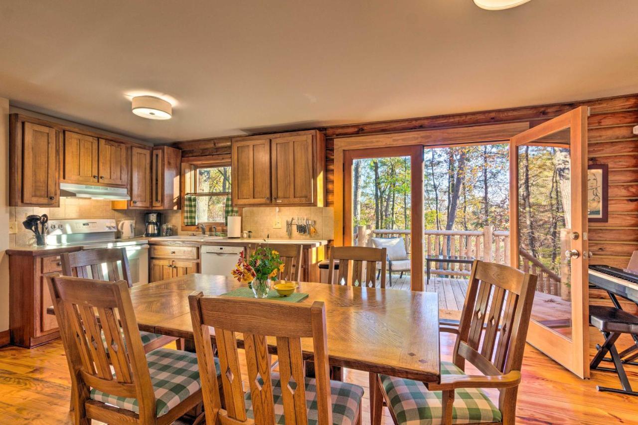 Blue Ridge Mtn Cabin Near Hiking And Biking Trails! トラベラーズ・レスト エクステリア 写真