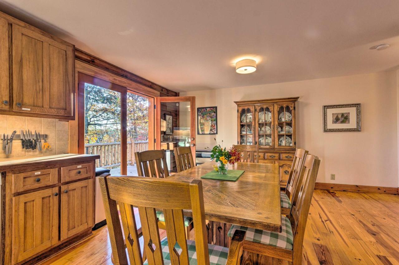 Blue Ridge Mtn Cabin Near Hiking And Biking Trails! トラベラーズ・レスト エクステリア 写真